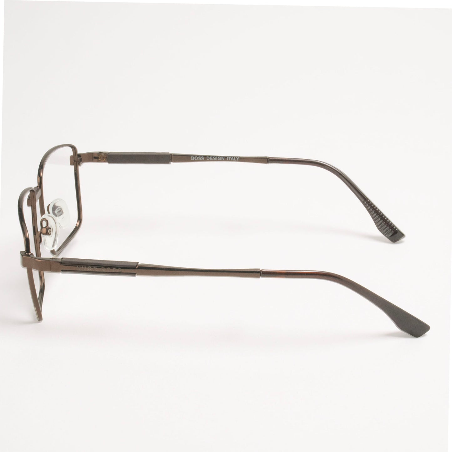 Close-up Metallic Bronze Frame with Adjustable Nose Pads – Modern Design