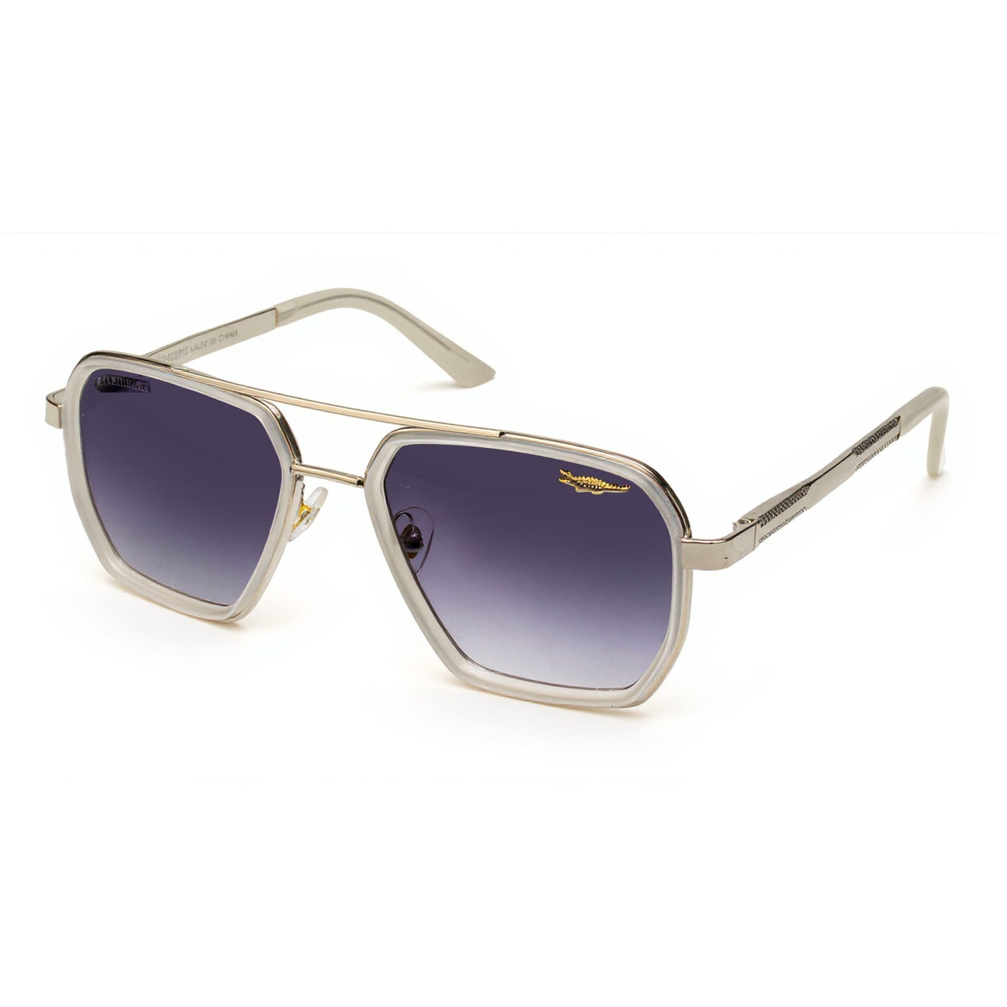 Close-up of premium metal aviator frame with UV protection lenses | Eyeglass.pk