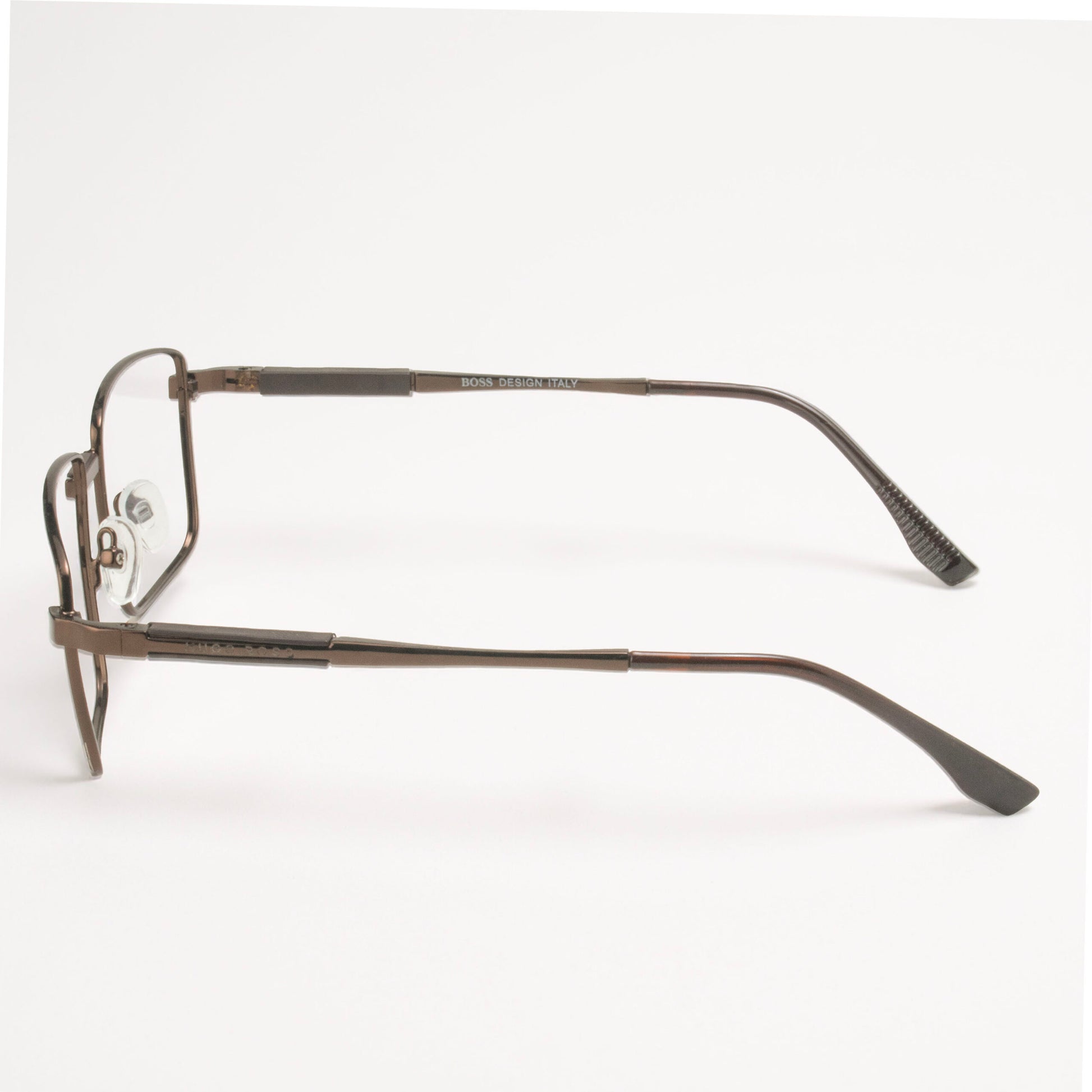 Close-up Metallic Bronze Frame with Adjustable Nose Pads – Modern Design